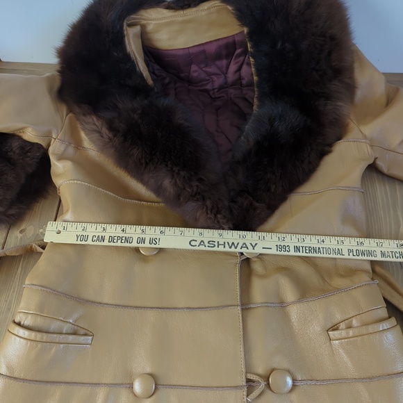 Vintage 70s Tan Leather Belted Coat Brown Faux Fur Trim | Boho Glam Statement - Picture 10 of 16